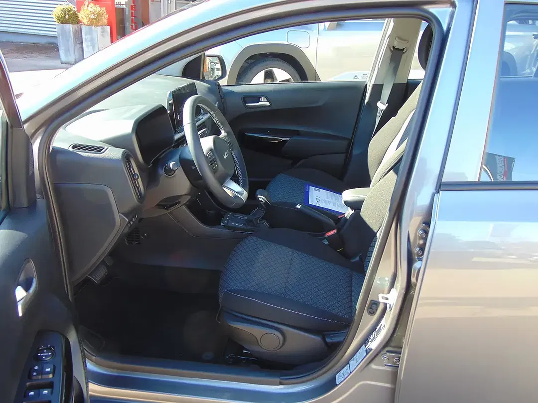 Kia Picanto - Thumbnail 8