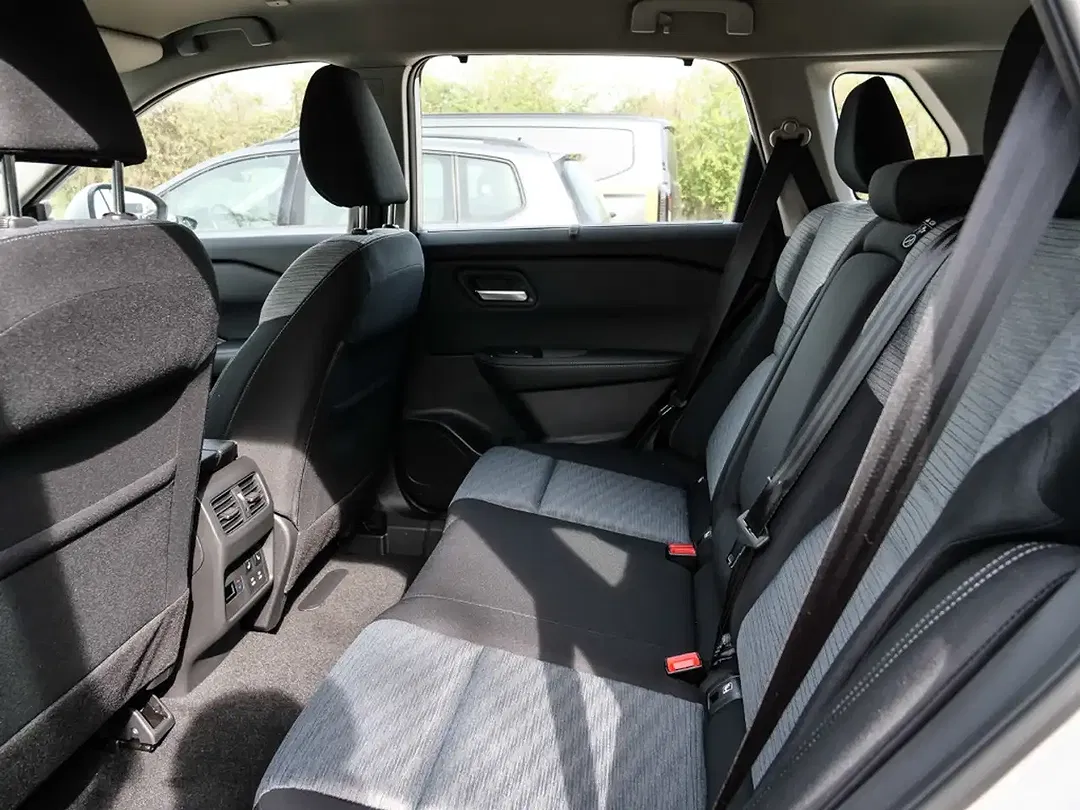 Nissan X-Trail - Thumbnail 8