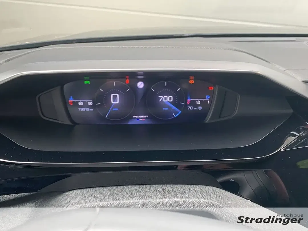 Peugeot 308 - Thumbnail 5