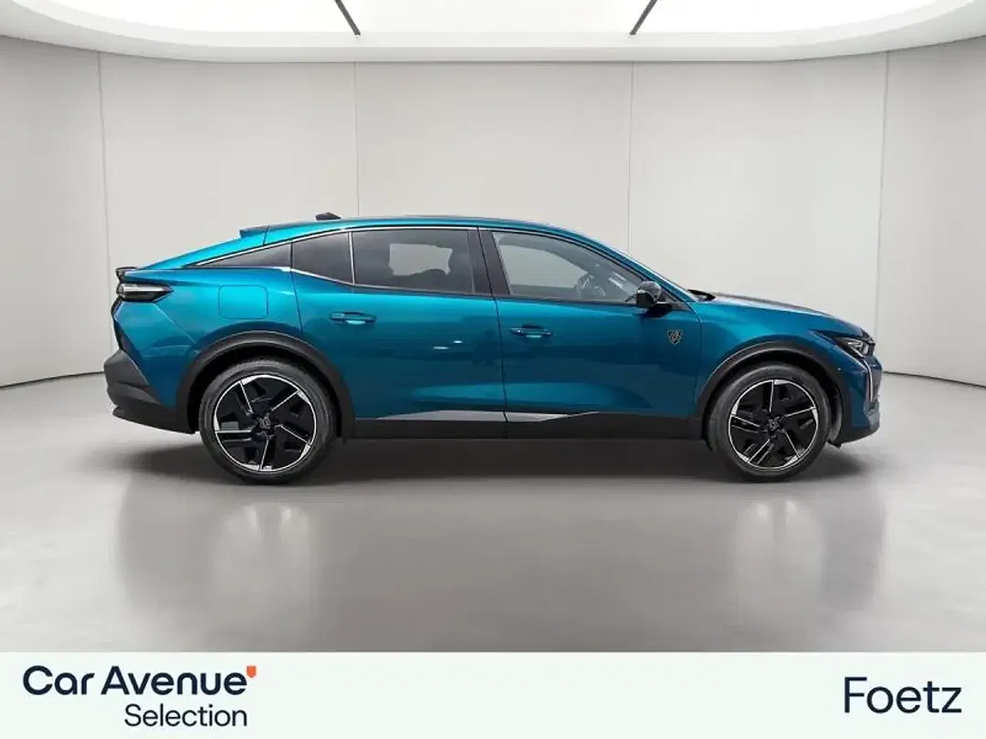 Peugeot 408 - Thumbnail 5