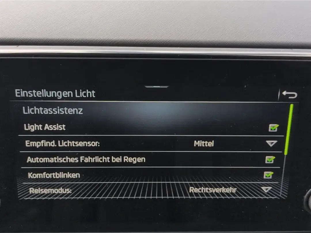 Skoda Fabia - Thumbnail 14
