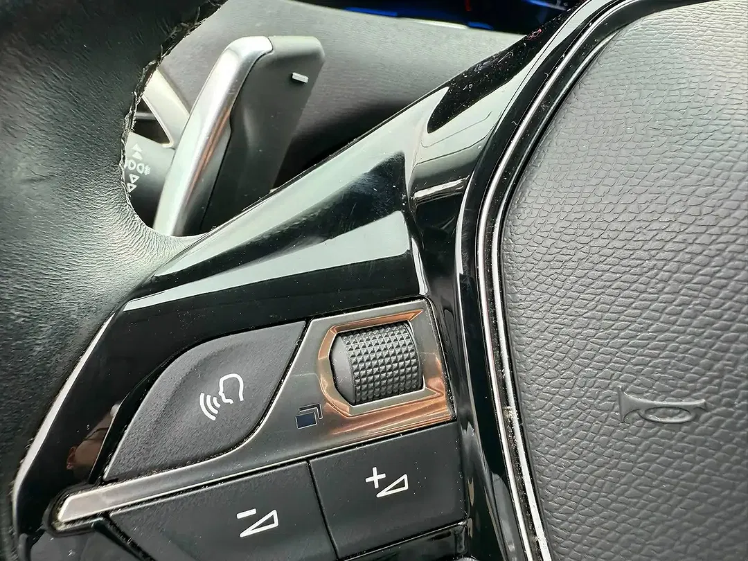 Peugeot 5008 - Thumbnail 19
