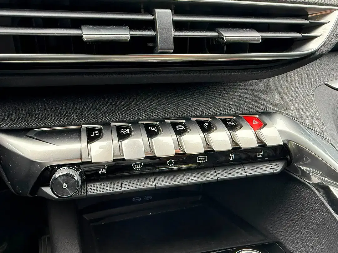 Peugeot 5008 - Thumbnail 21