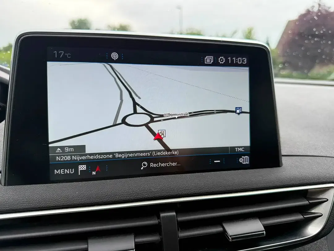 Peugeot 5008 - Thumbnail 25