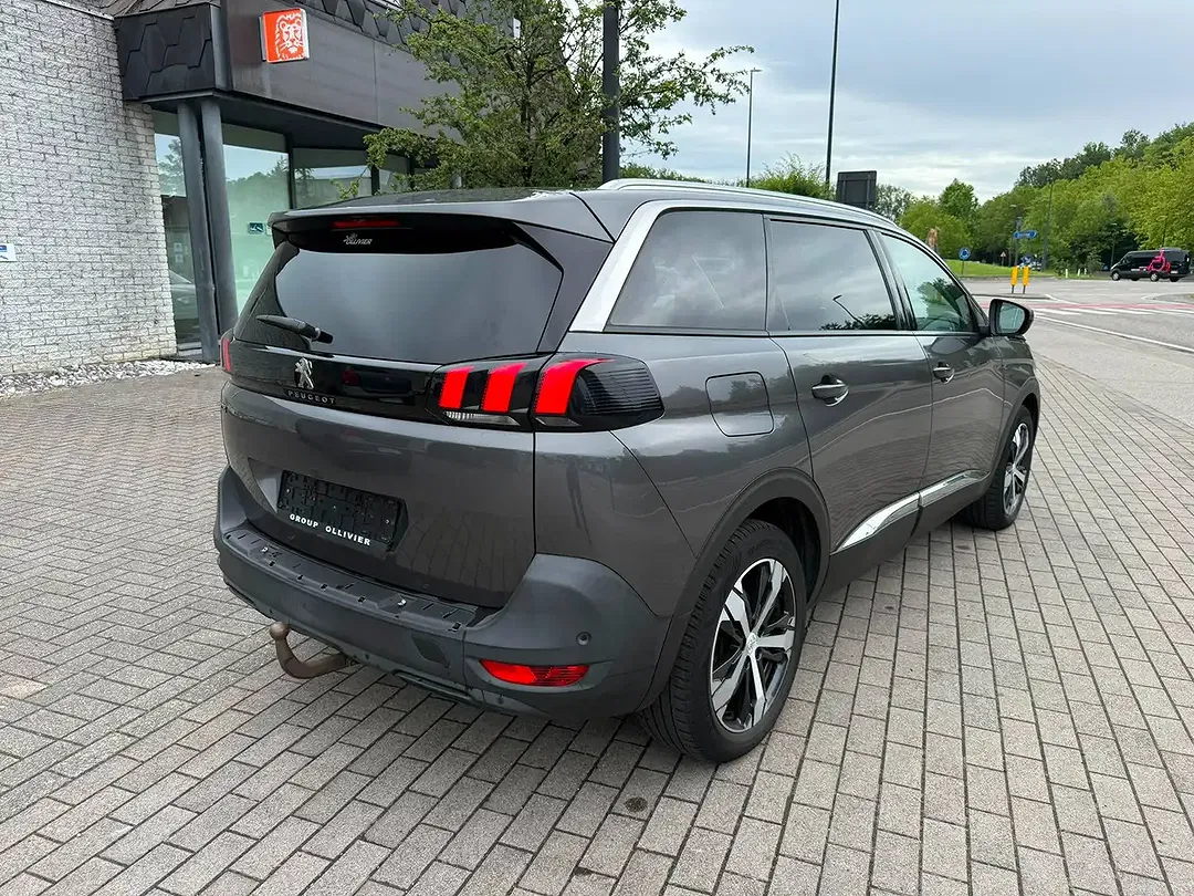 Peugeot 5008 - Thumbnail 4