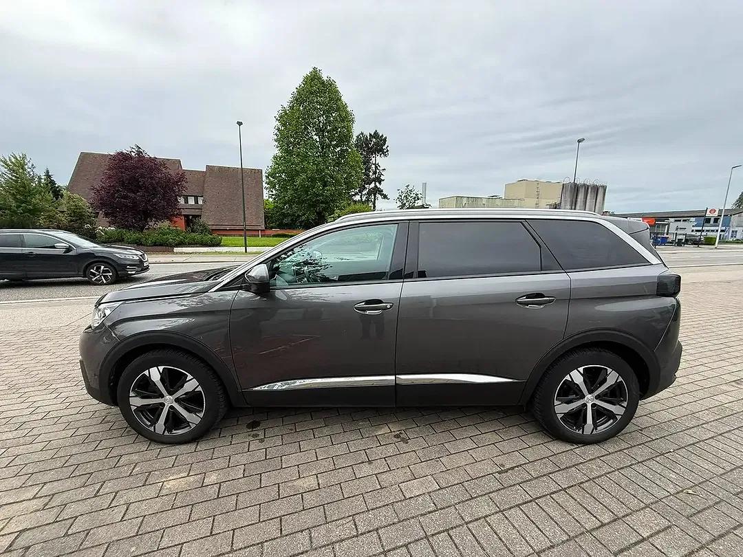 Peugeot 5008 - Thumbnail 7