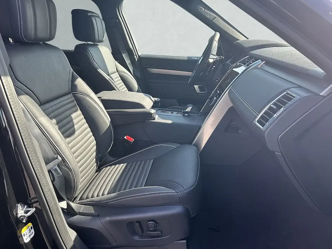 Land Rover Discovery - Thumbnail 3