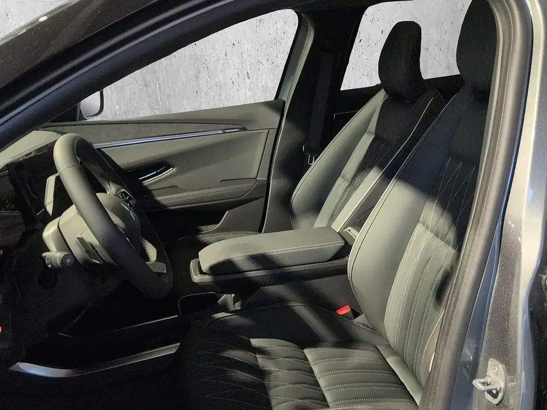 Mitsubishi Eclipse Cross - Thumbnail 10