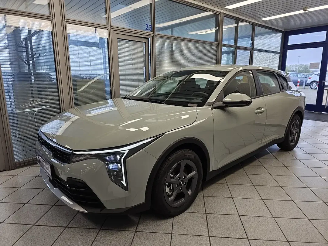 Kia K4 - Afbeelding 1