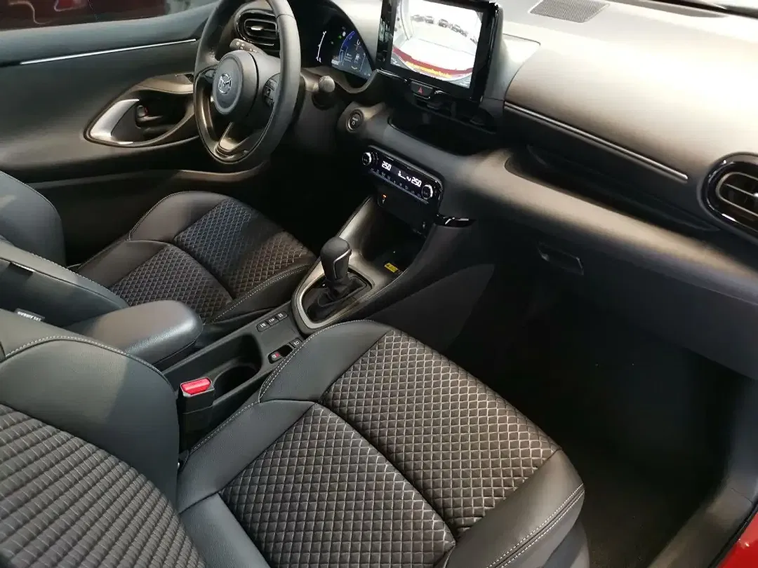 Mazda 2 - Thumbnail 12