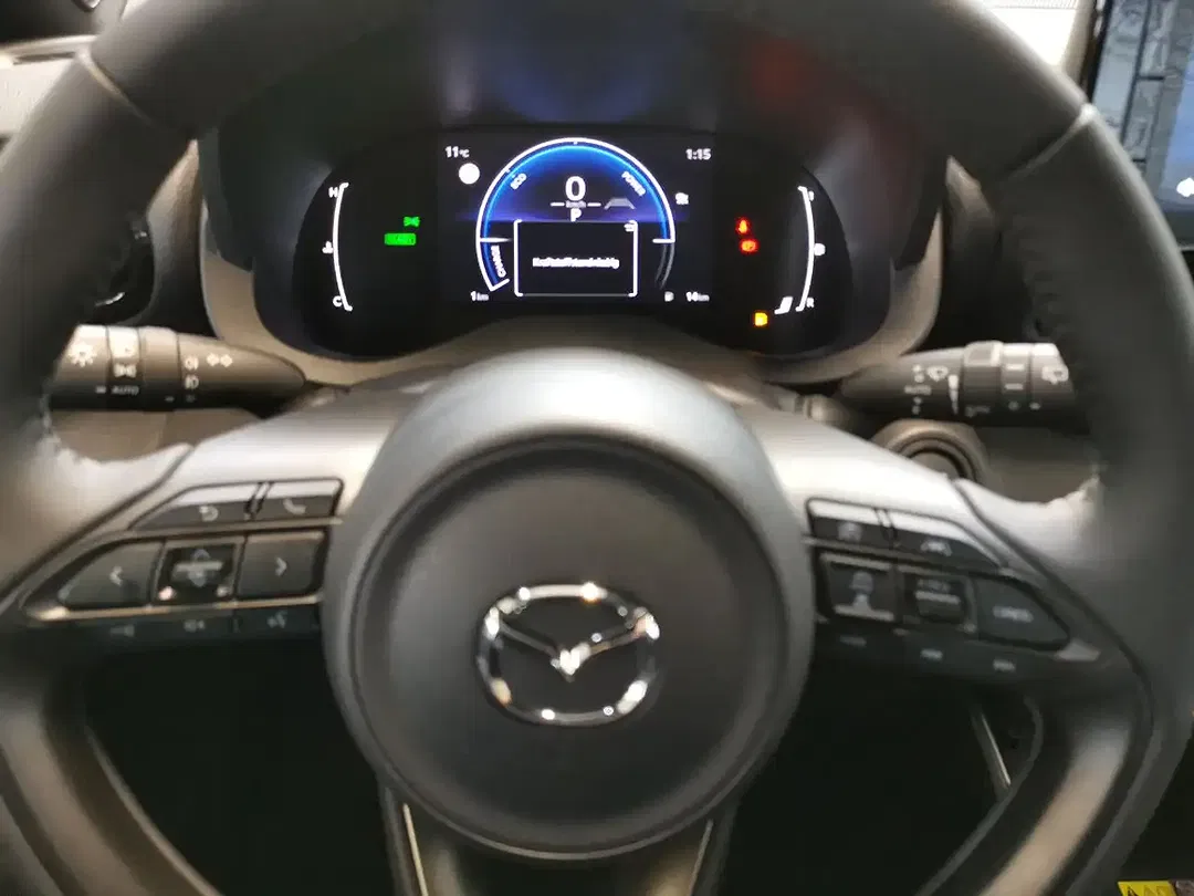 Mazda 2 - Thumbnail 7