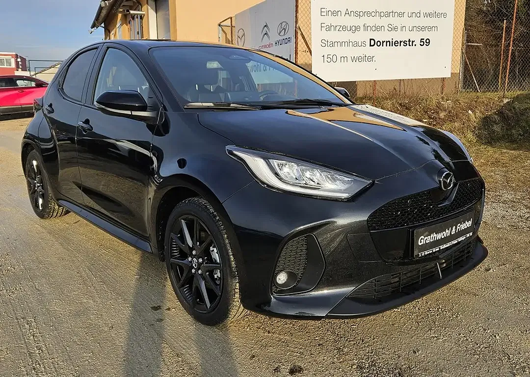 Mazda 2 - Thumbnail 3