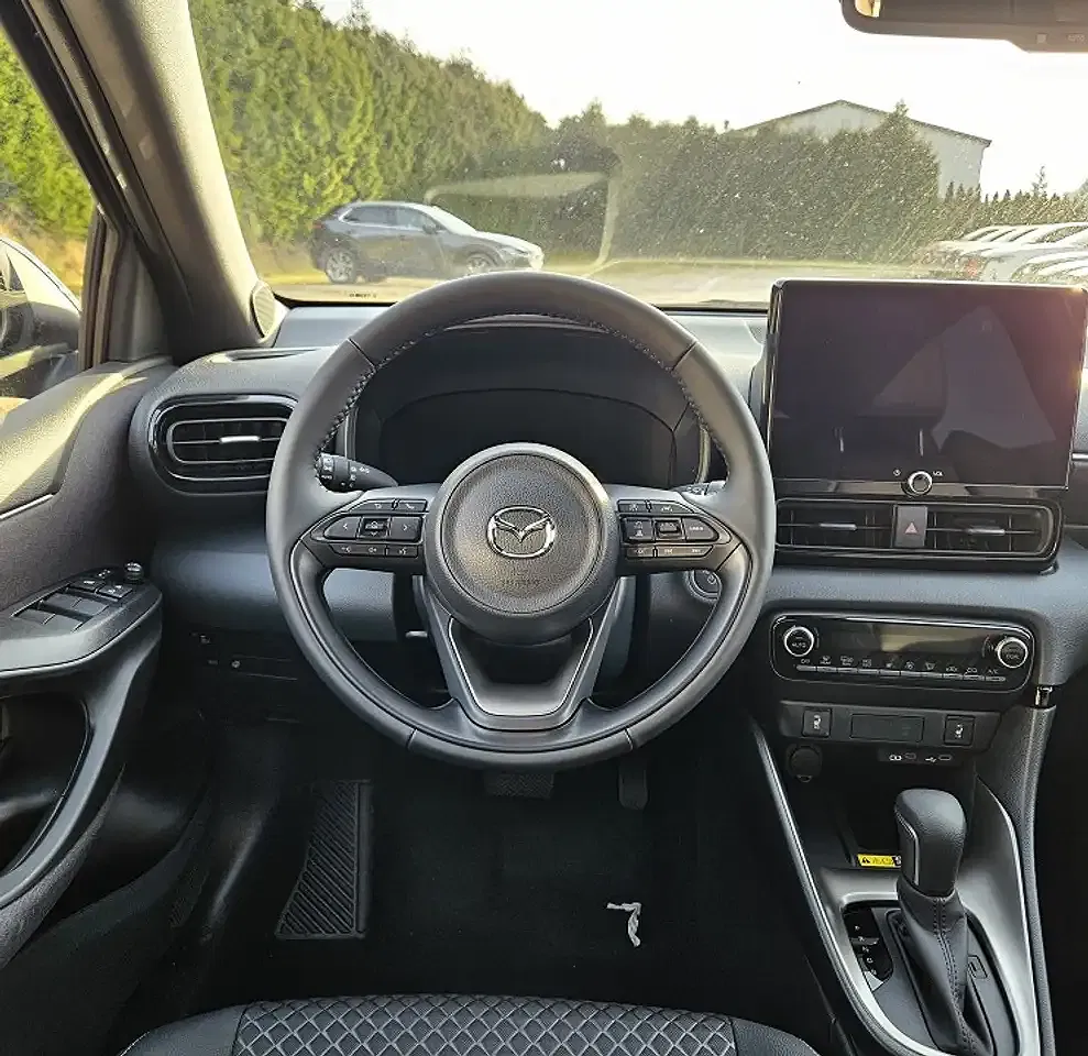 Mazda 2 - Thumbnail 7