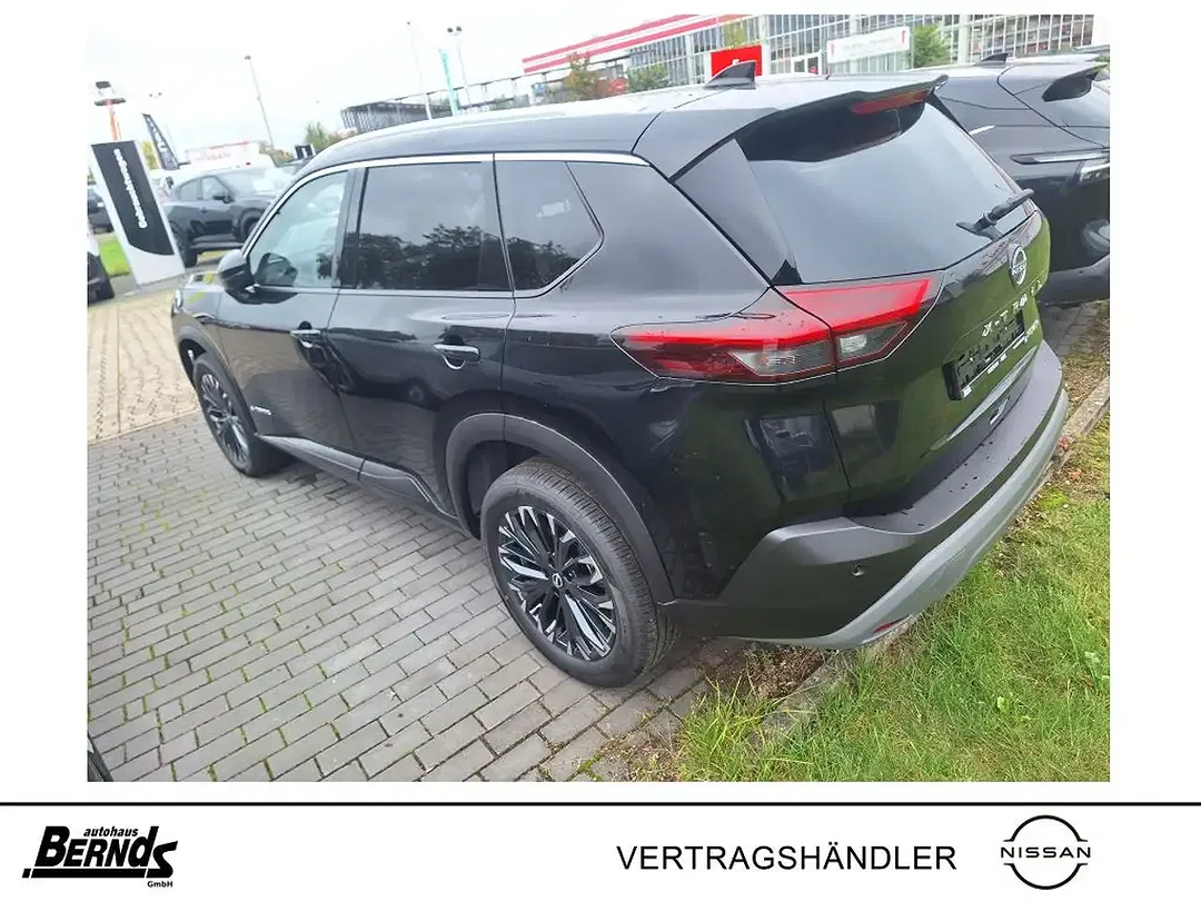 Nissan X-Trail - Thumbnail 4
