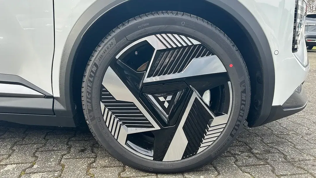 Mitsubishi Eclipse Cross - Thumbnail 13