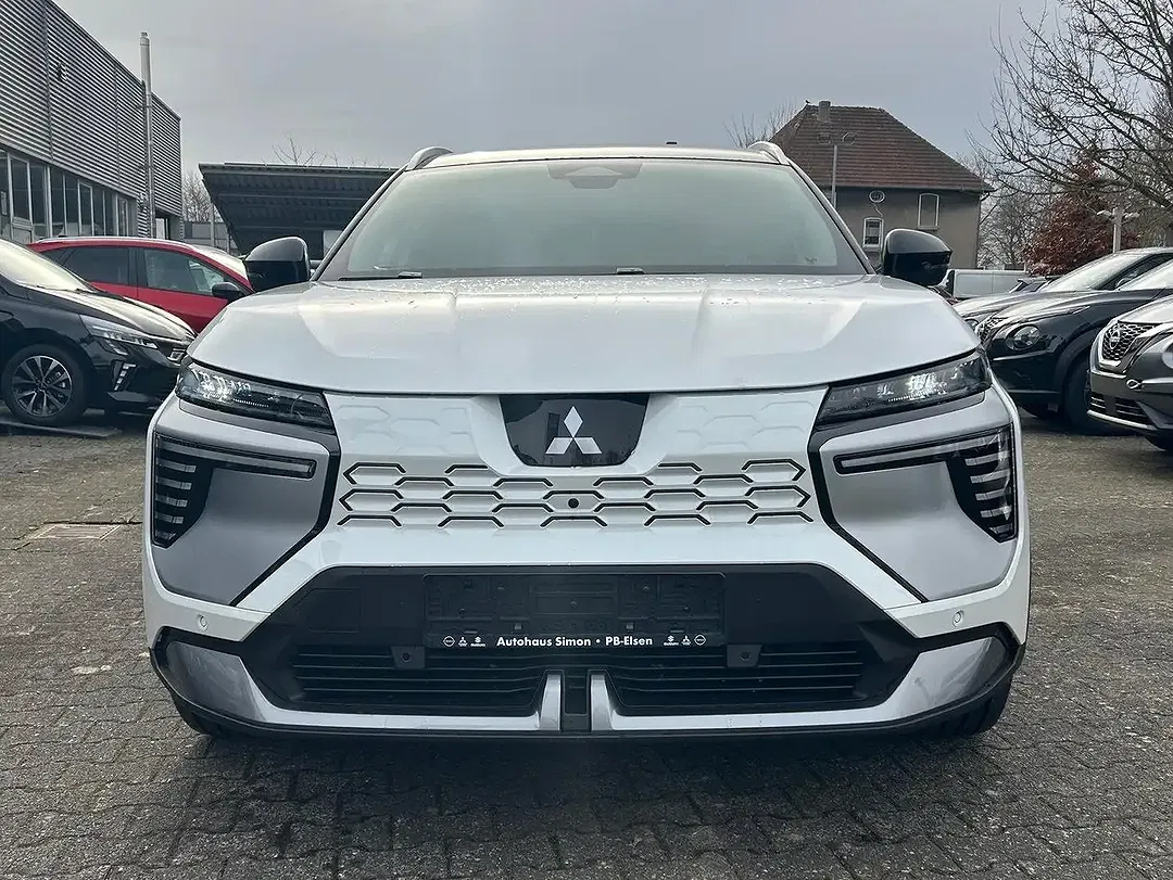 Mitsubishi Eclipse Cross - Thumbnail 2