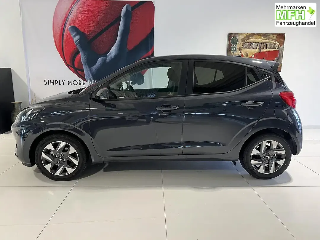 Hyundai i10 - Thumbnail 3