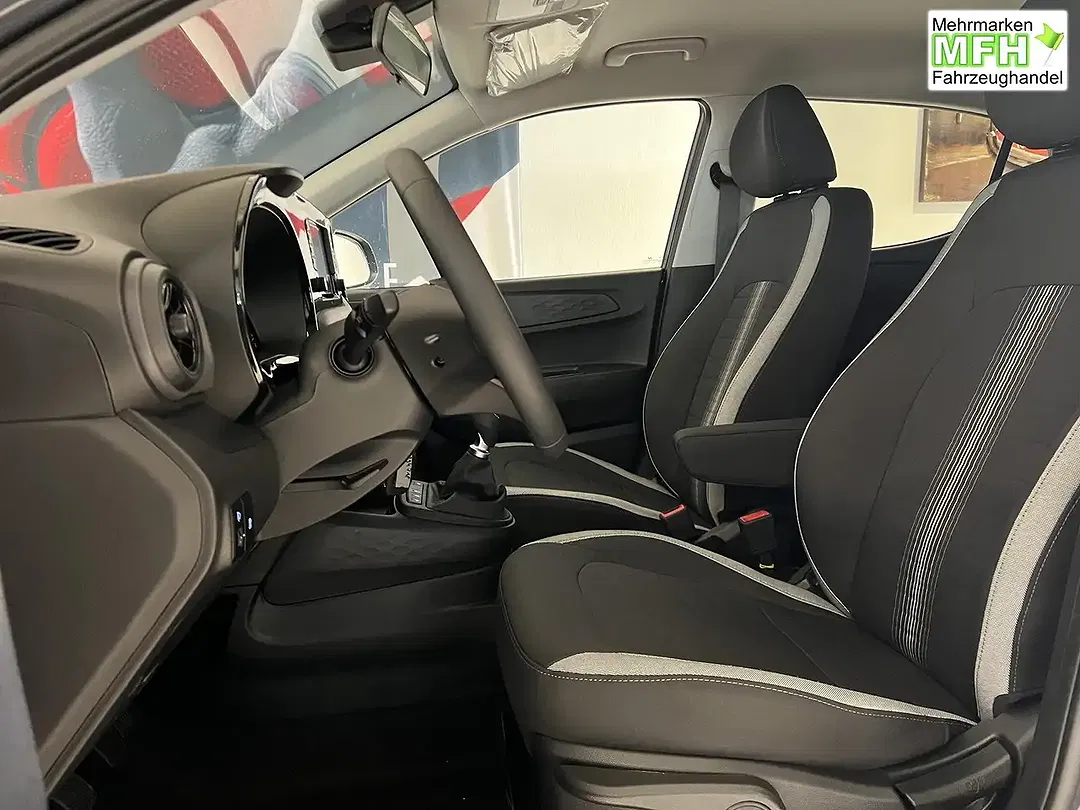 Hyundai i10 - Thumbnail 7