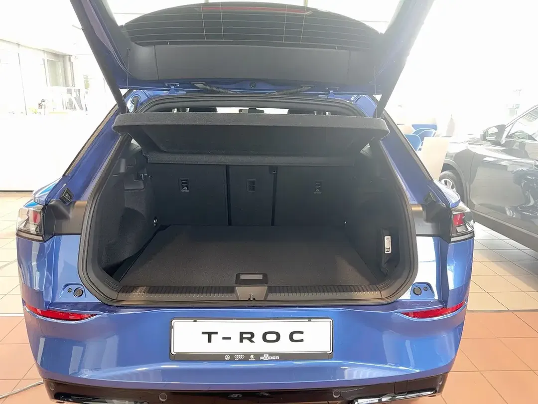 Volkswagen T-Roc - Thumbnail 11