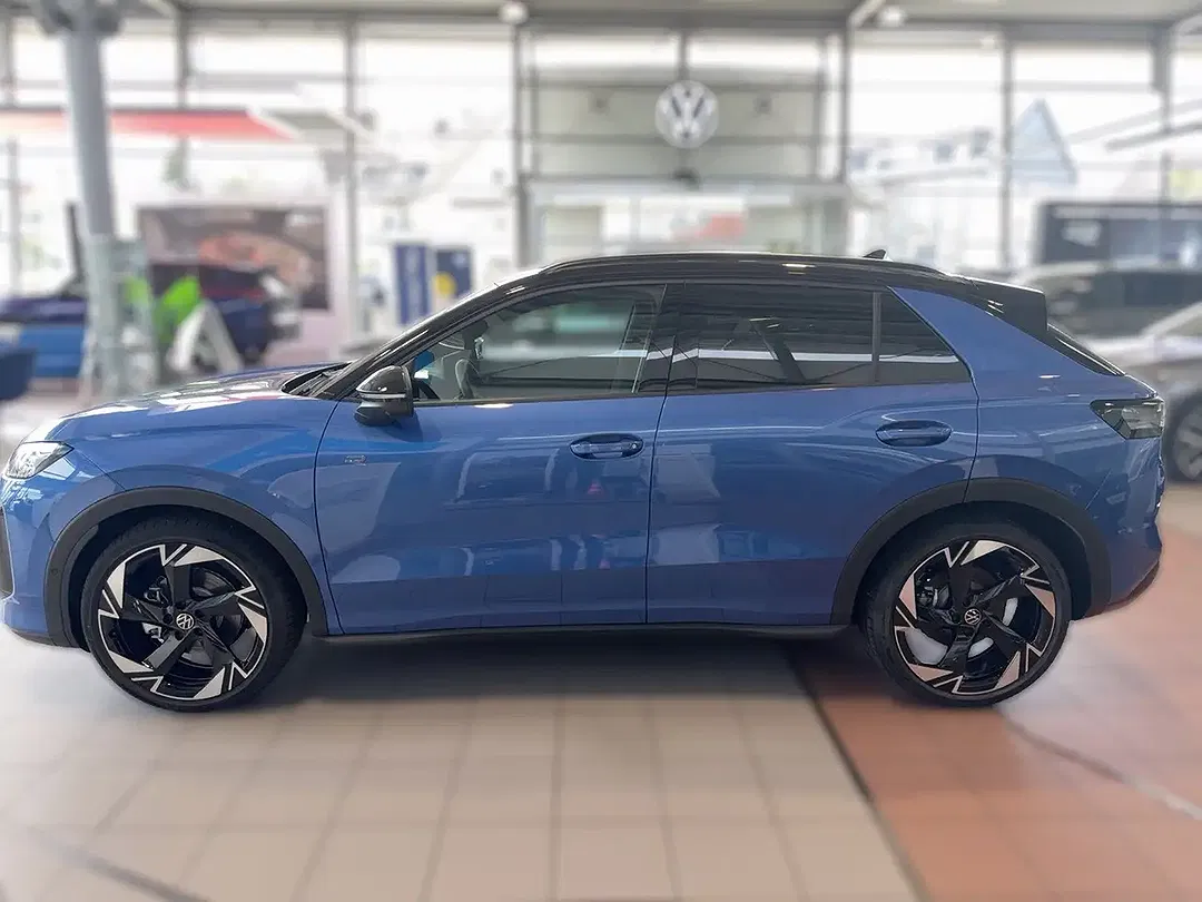 Volkswagen T-Roc - Thumbnail 2