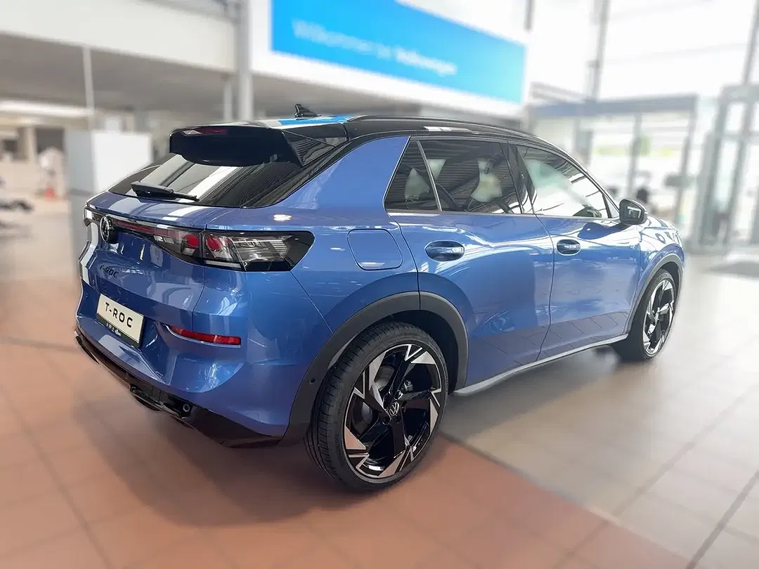 Volkswagen T-Roc - Thumbnail 5