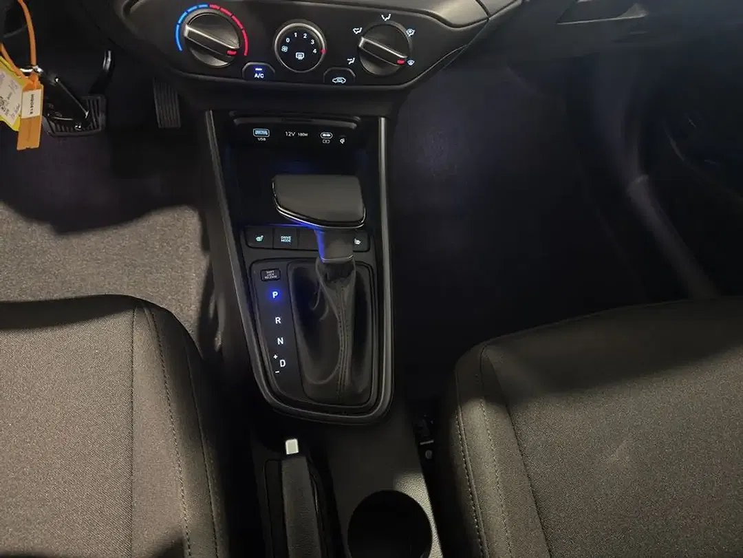 Hyundai i20 - Thumbnail 11