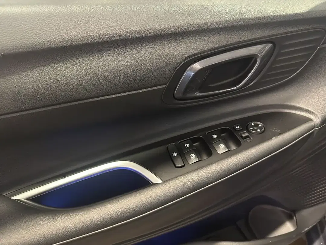 Hyundai i20 - Thumbnail 13