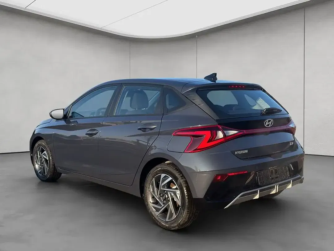 Hyundai i20 - Thumbnail 3
