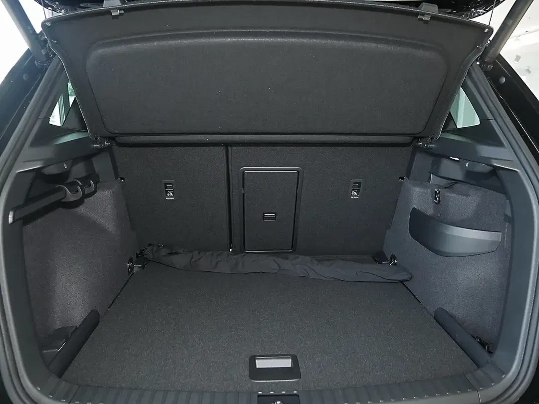 Skoda Karoq - Thumbnail 9
