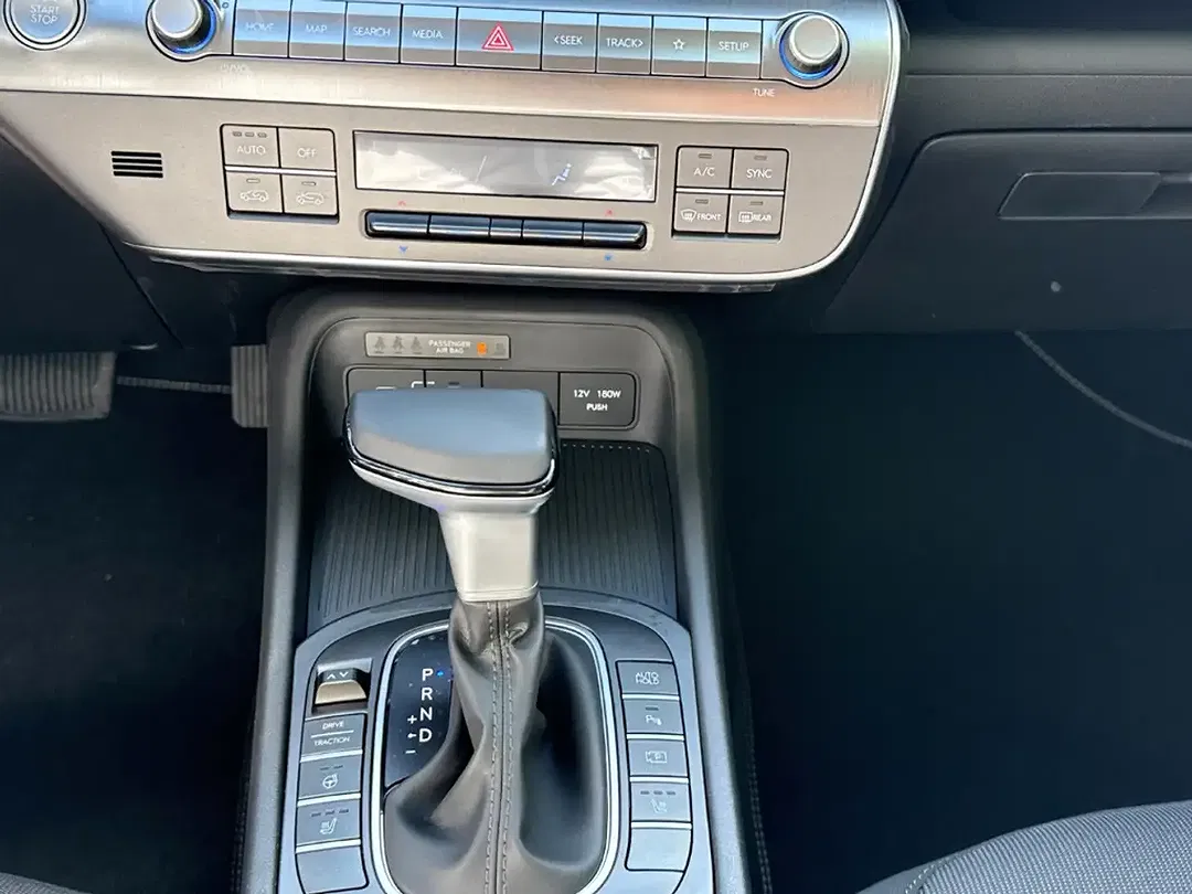 Hyundai KONA - Thumbnail 12