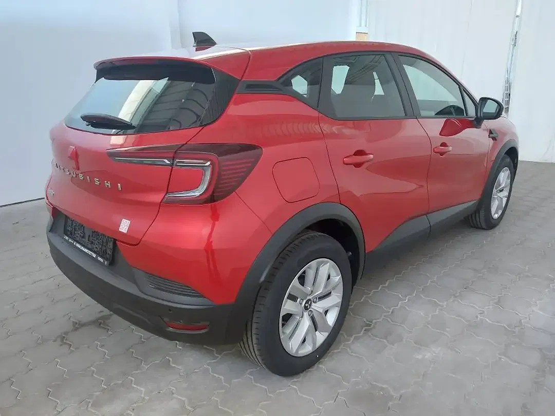 Mitsubishi ASX - Thumbnail 2