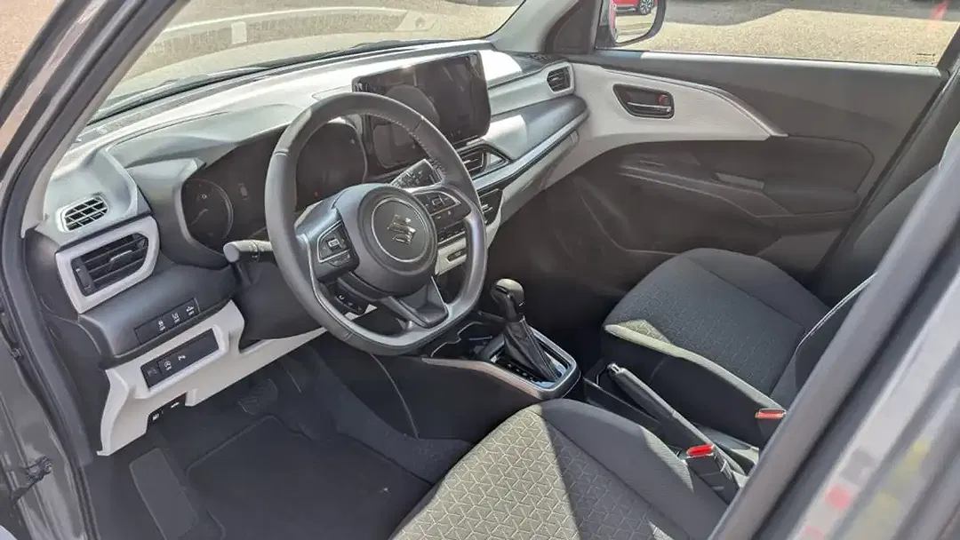 Suzuki Swift - Thumbnail 9