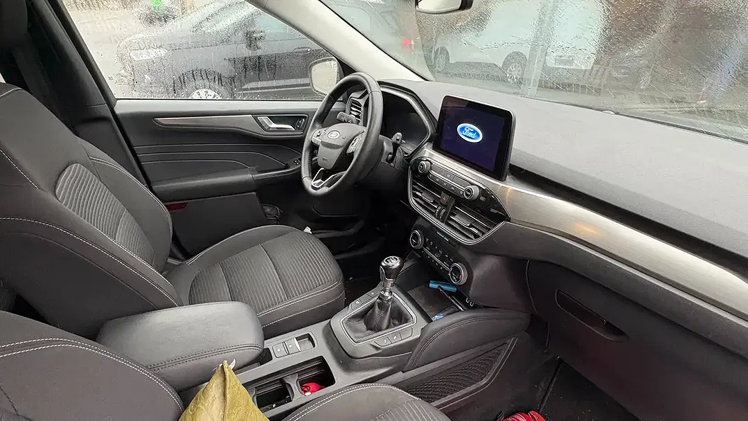 Ford Kuga - Thumbnail 4