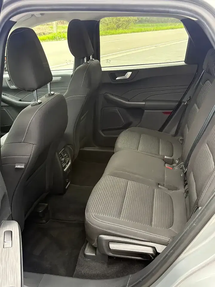 Ford Kuga - Thumbnail 5