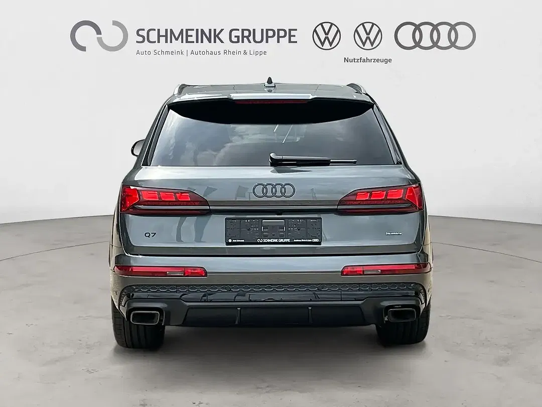 Audi Q7 - Thumbnail 4