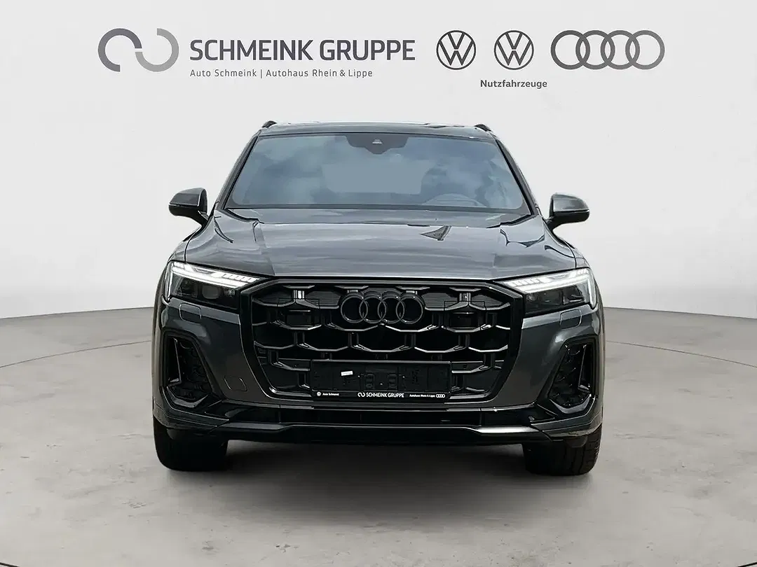 Audi Q7 - Thumbnail 8