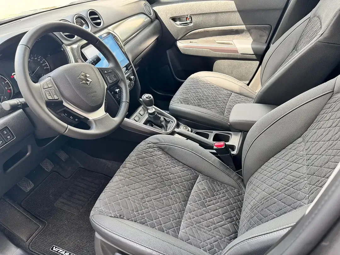 Suzuki Vitara - Thumbnail 13