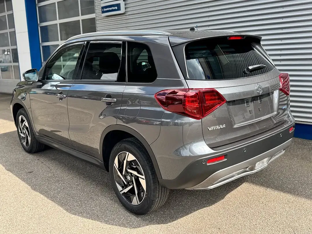 Suzuki Vitara - Thumbnail 4