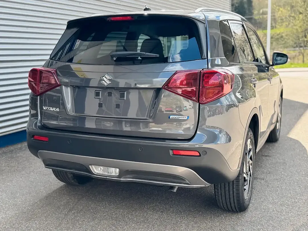 Suzuki Vitara - Thumbnail 5