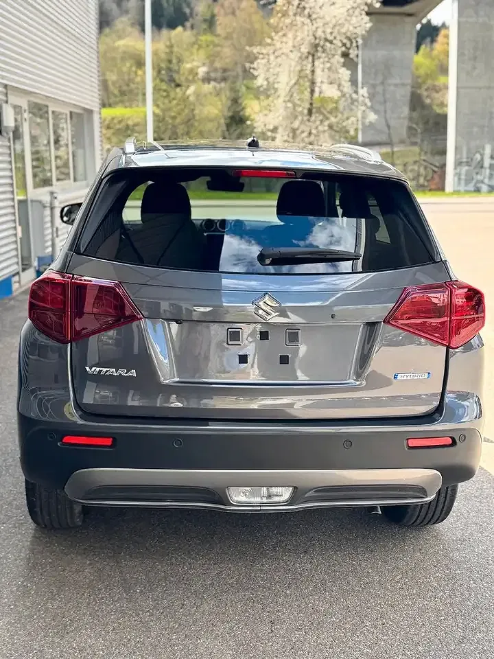 Suzuki Vitara - Thumbnail 6