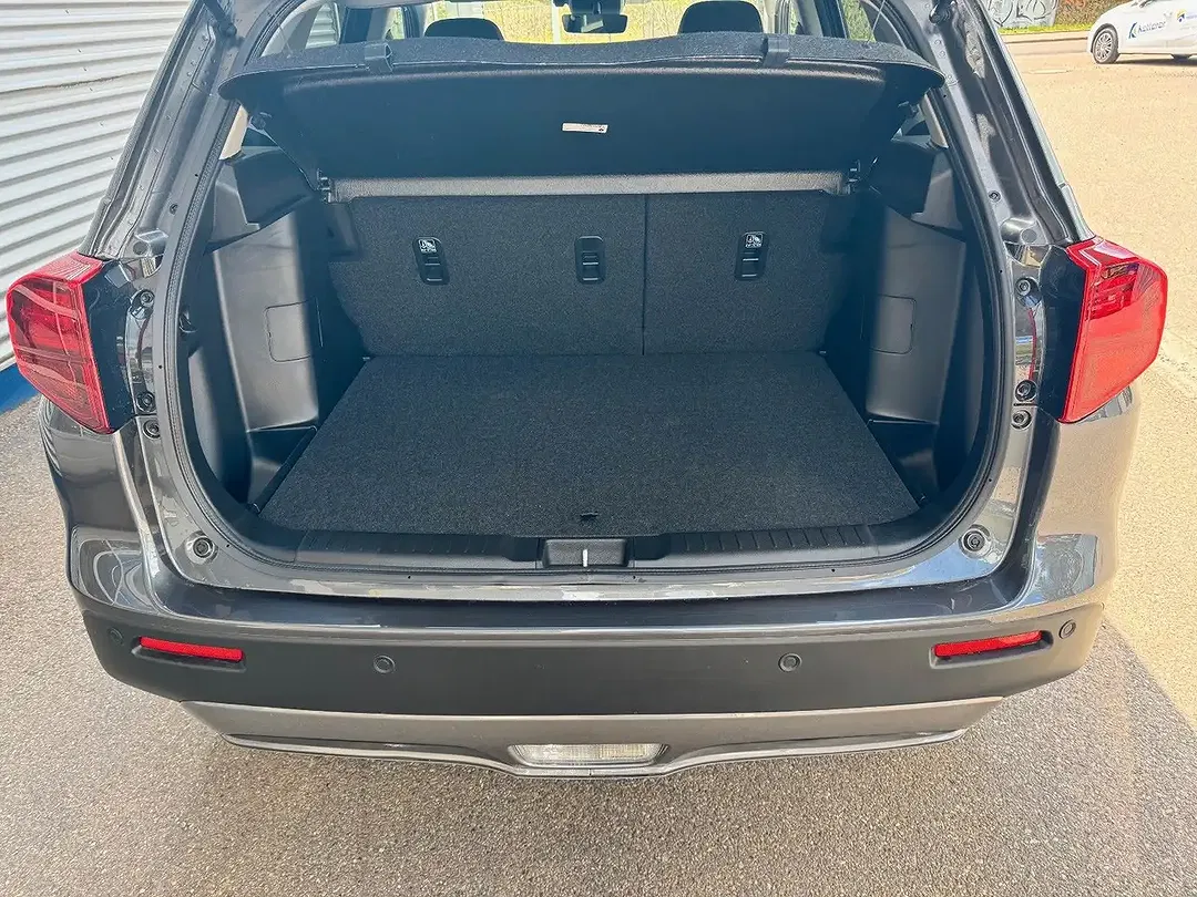 Suzuki Vitara - Thumbnail 7