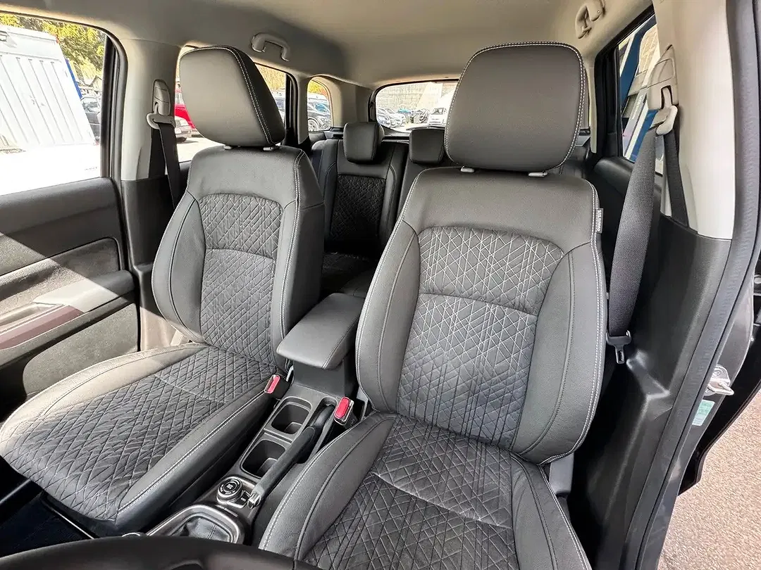 Suzuki Vitara - Thumbnail 8