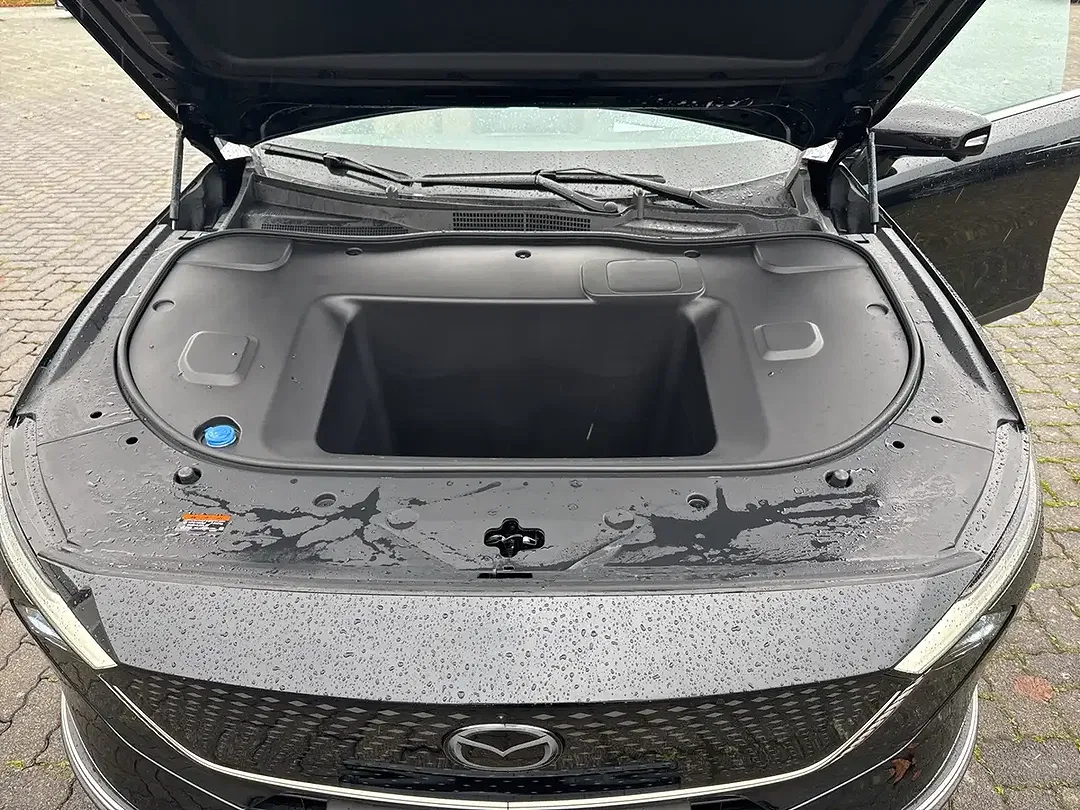 Mazda 6e - Thumbnail 11