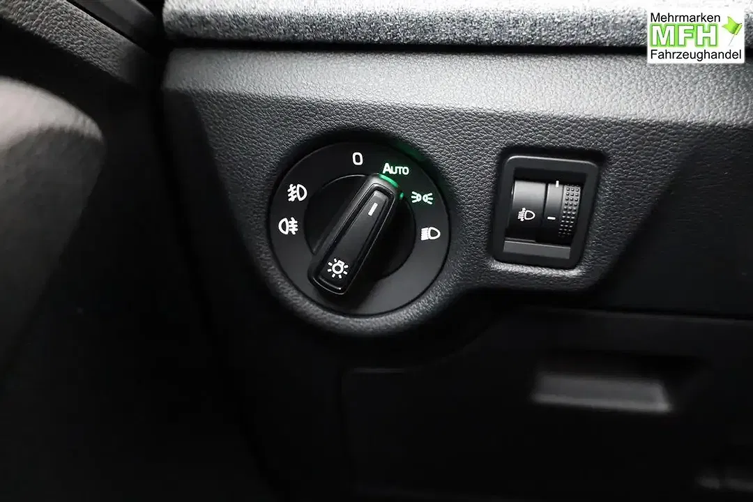 Skoda Kamiq - Thumbnail 8