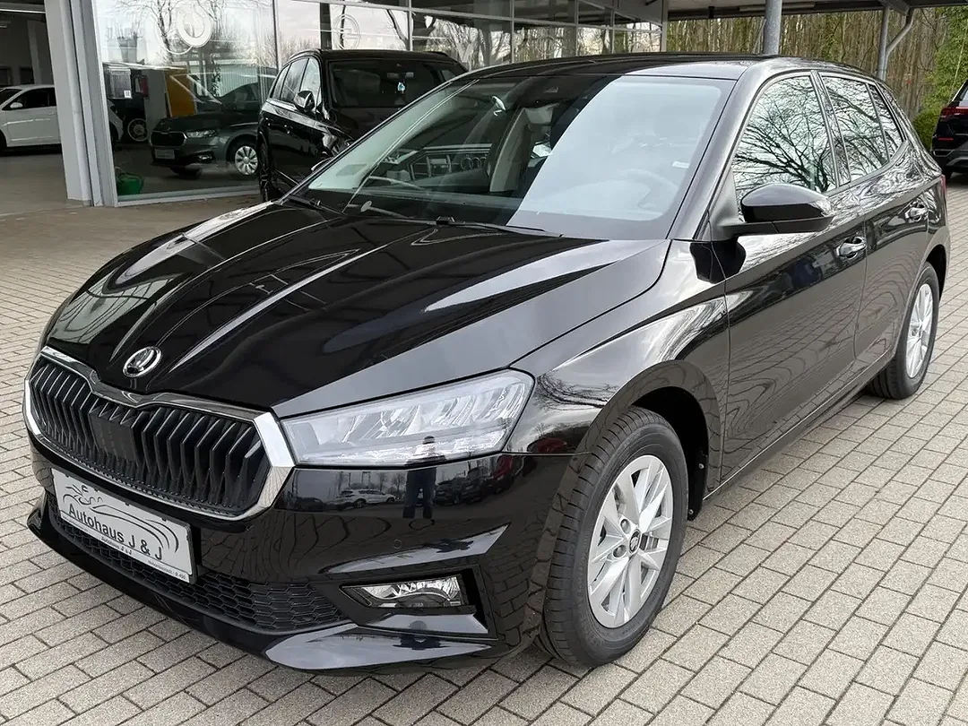 Skoda Fabia - Thumbnail 1