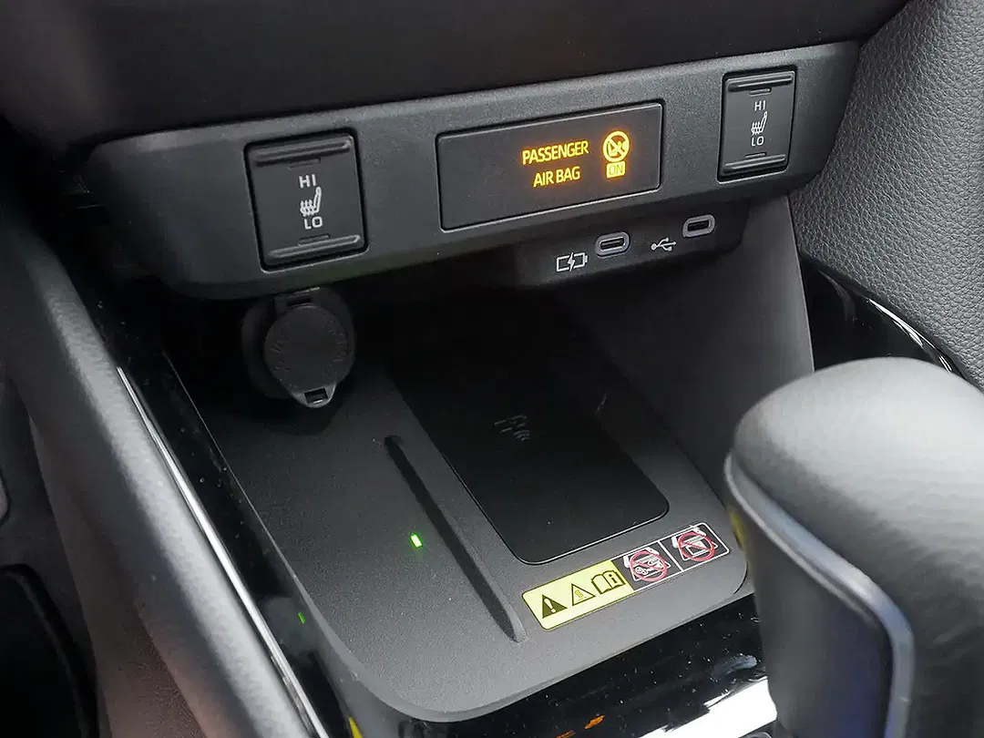 Toyota Yaris - Thumbnail 15