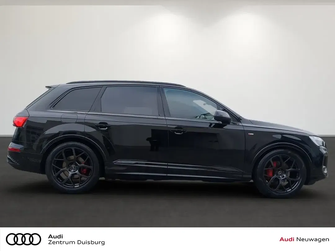 Audi Q7 - Thumbnail 3