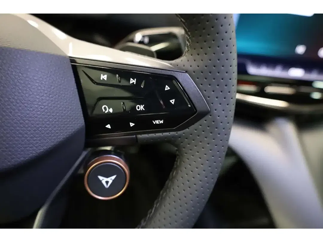 CUPRA Tavascan - Thumbnail 10