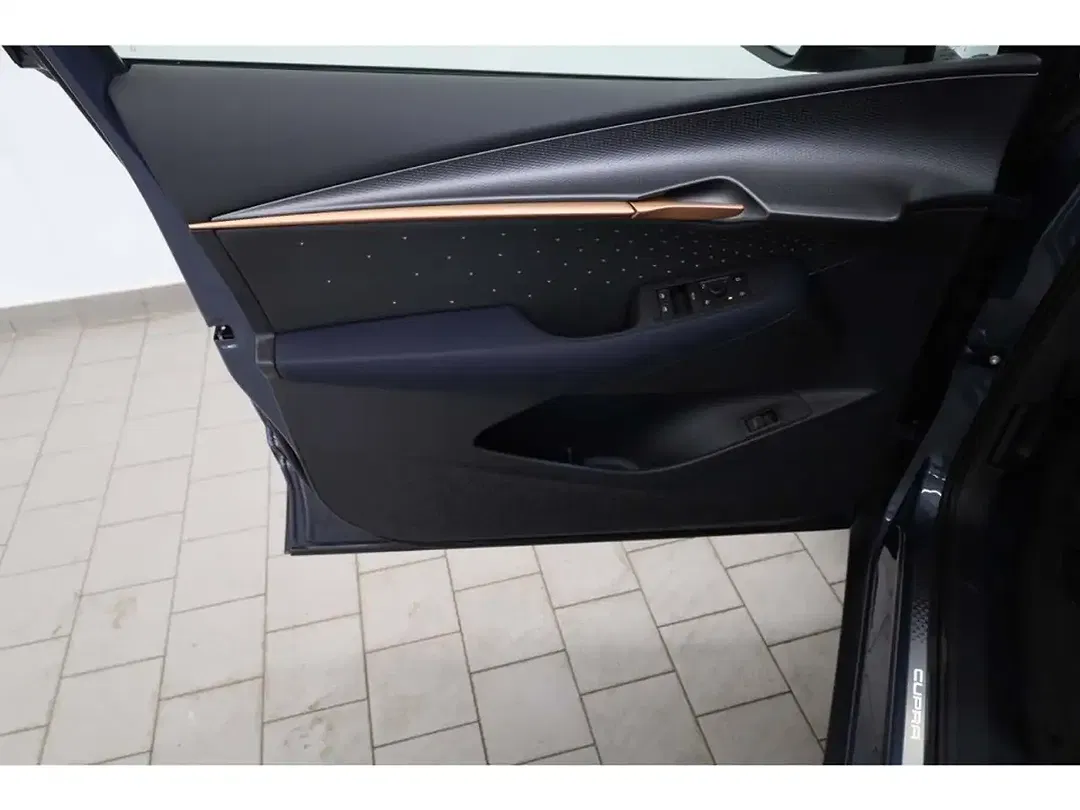 CUPRA Tavascan - Thumbnail 13