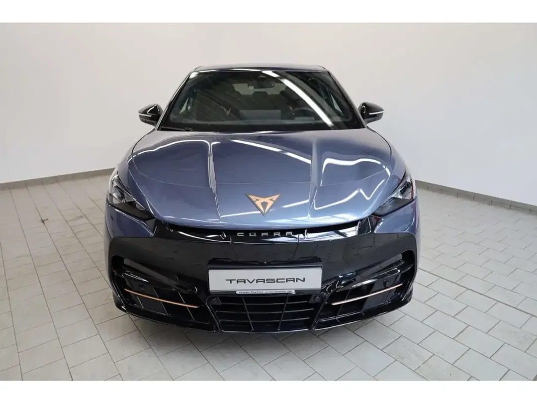 CUPRA Tavascan - Thumbnail 2
